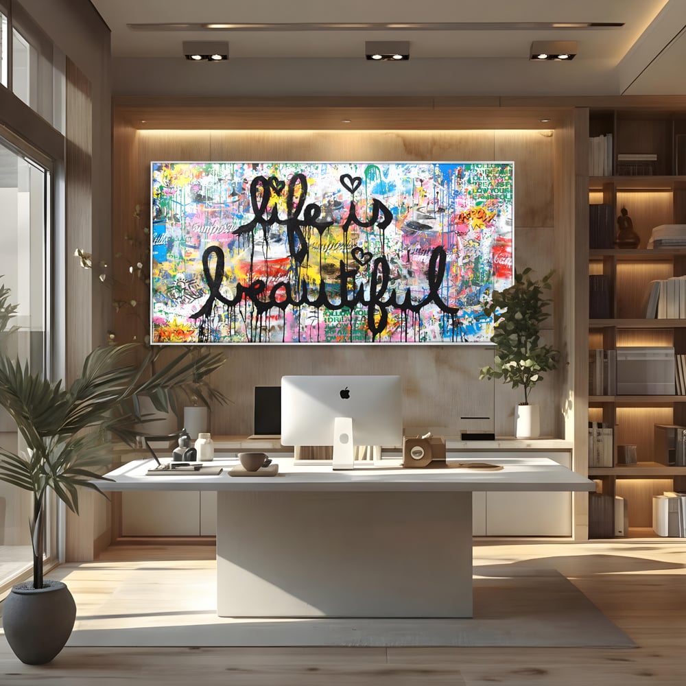 Tablou canvas cu tablou canvas cu graffiti motivational, in rama de aluminiu argintiu, pe perete intr-un birou