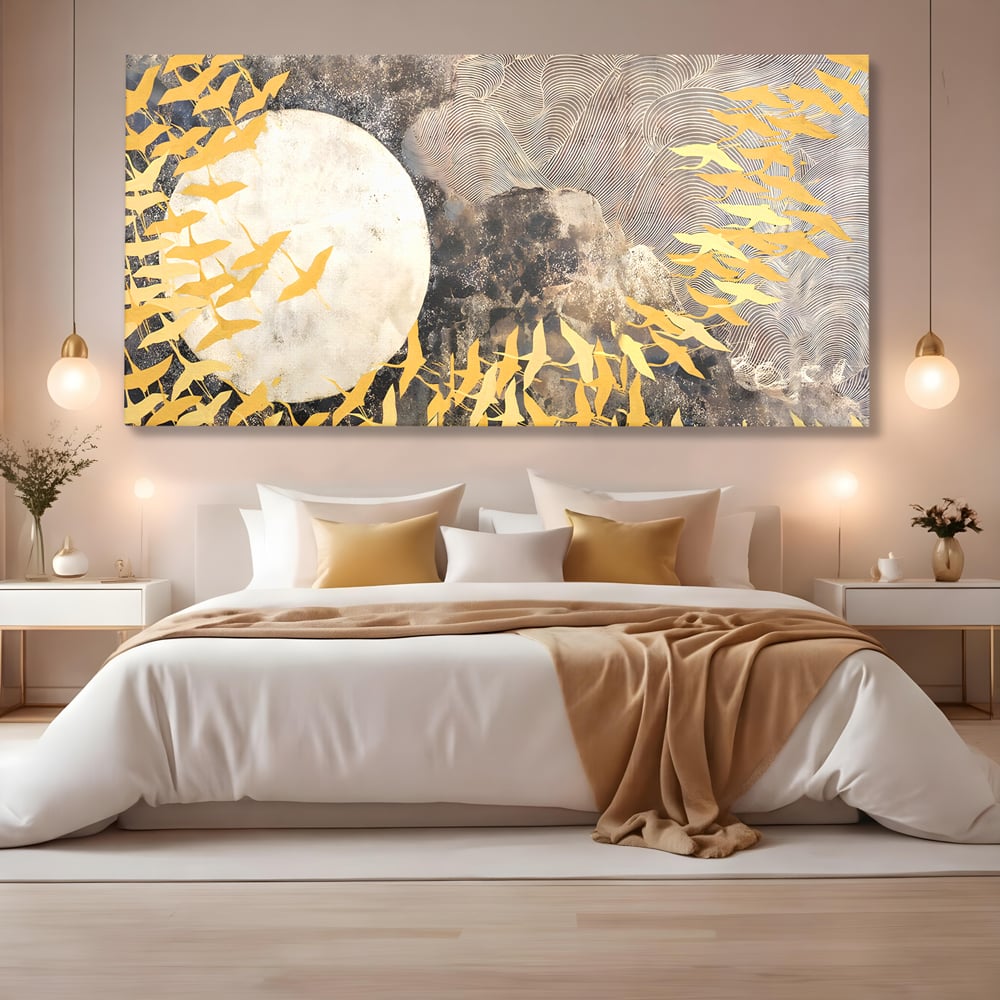 Tablou canvas cu tablou canvas cu pasari aurii si luna, fara rama, pe sasiu de lemn, pe perete intr-un dormitor