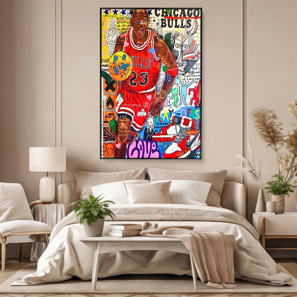 Tablou canvas cu tablou canvas cu michael jordan in stil graffiti, in rama de aluminiu negru, pe perete intr-un dormitor