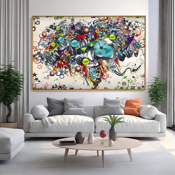 Tablou canvas cu tablou canvas cu compozitie abstracta, in rama de aluminiu auriu, pe perete intr-un living