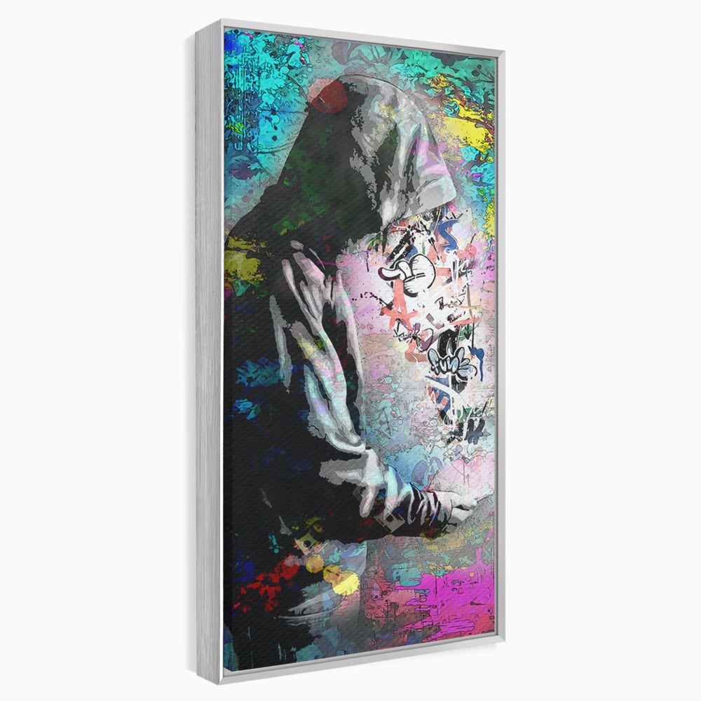 Tablou canvas cu tablou canvas cu baiat in hanorac, in rama de aluminiu argintiu