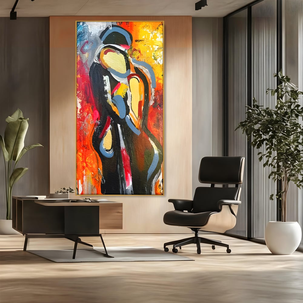 Tablou canvas cu pictura abstracta cu un cuplu imbratisat, in rama de aluminiu auriu, pe perete intr-un birou