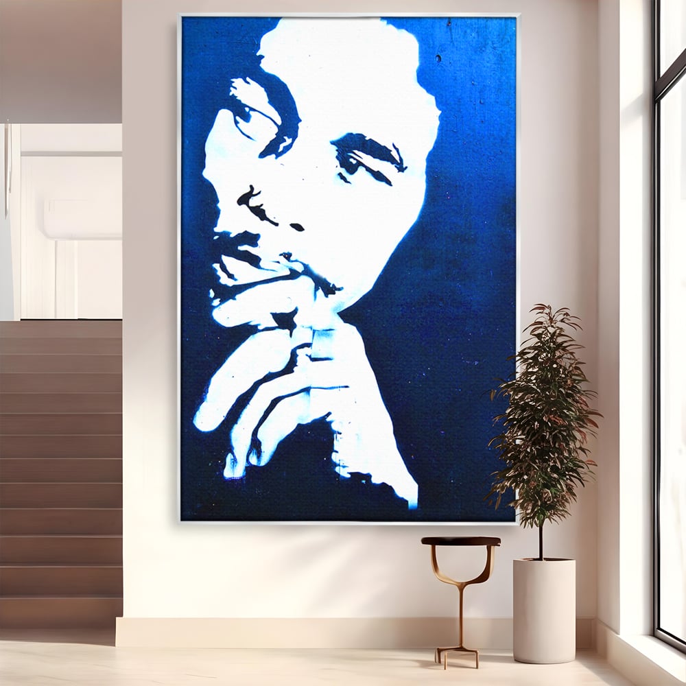 Tablou canvas cu tablou canvas cu portretul stilizat al lui bob marley, in rama de aluminiu argintiu