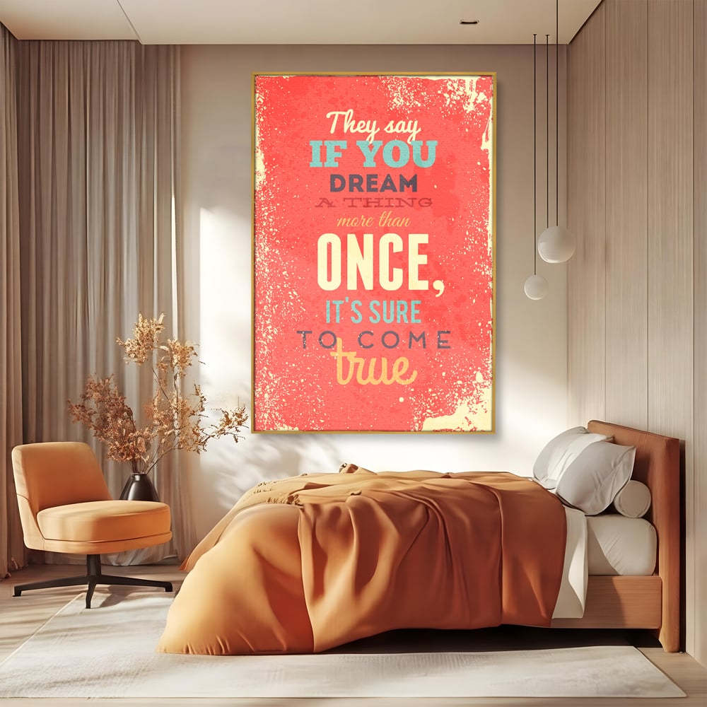 Tablou canvas cu tablou motivational cu mesaj tipografic, in rama de aluminiu auriu, pe perete intr-un dormitor