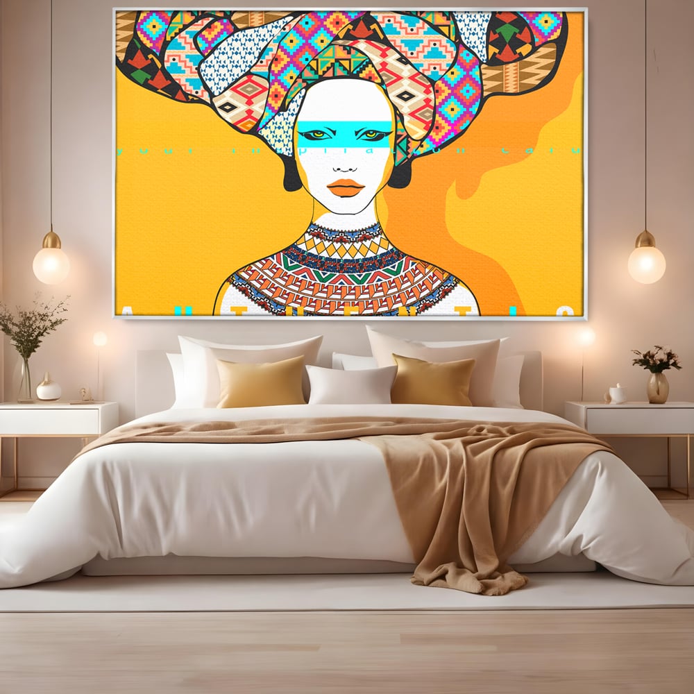 Tablou canvas cu ilustratie digitala cu femeie africana, in rama de aluminiu argintiu, pe perete intr-un dormitor