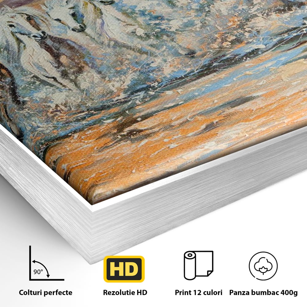 Detaliu al suprafetei: tablou canvas cu cai galopand in valuri, in rama de aluminiu argintiu