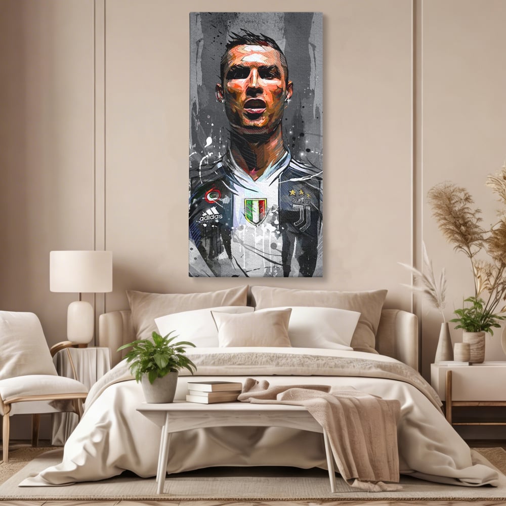 Tablou canvas cu tablou portret cristiano ronaldo juventus, fara rama, pe sasiu de lemn, pe perete intr-un dormitor