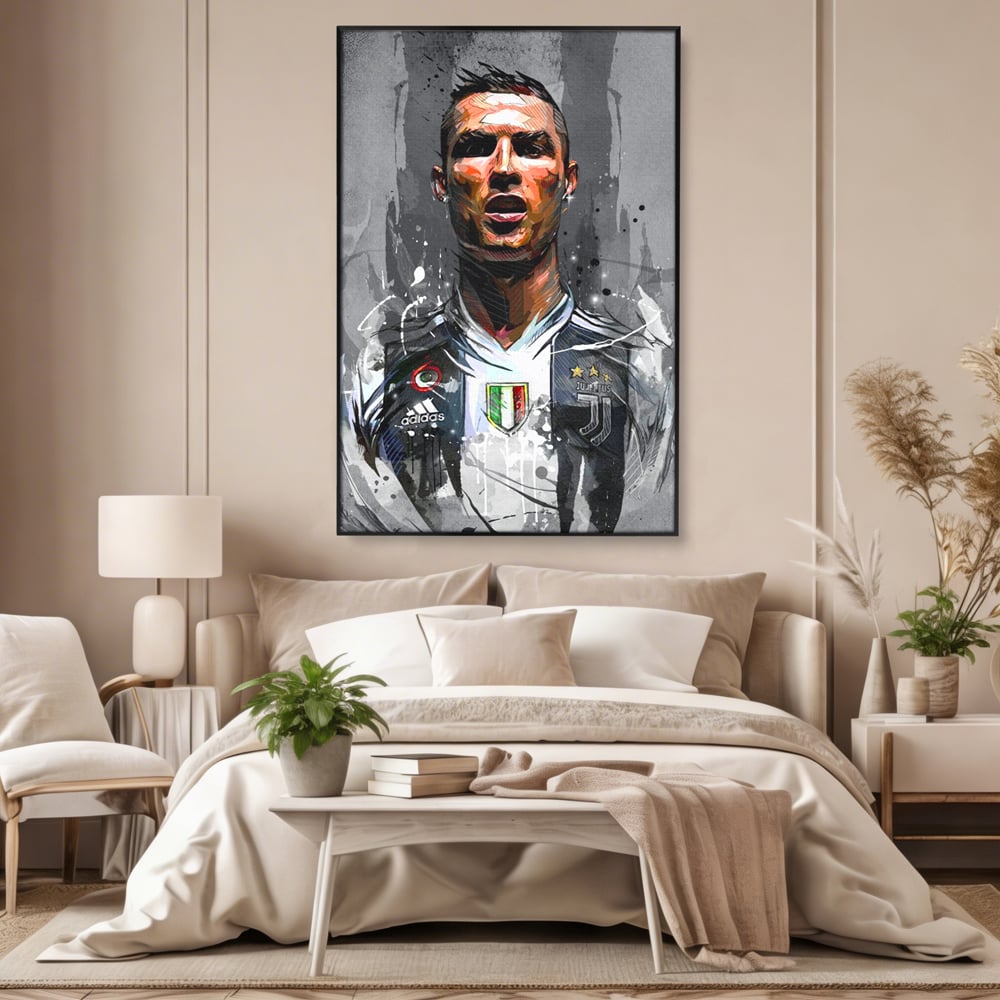 Tablou canvas cu tablou portret cristiano ronaldo juventus, in rama de aluminiu negru, pe perete intr-un dormitor