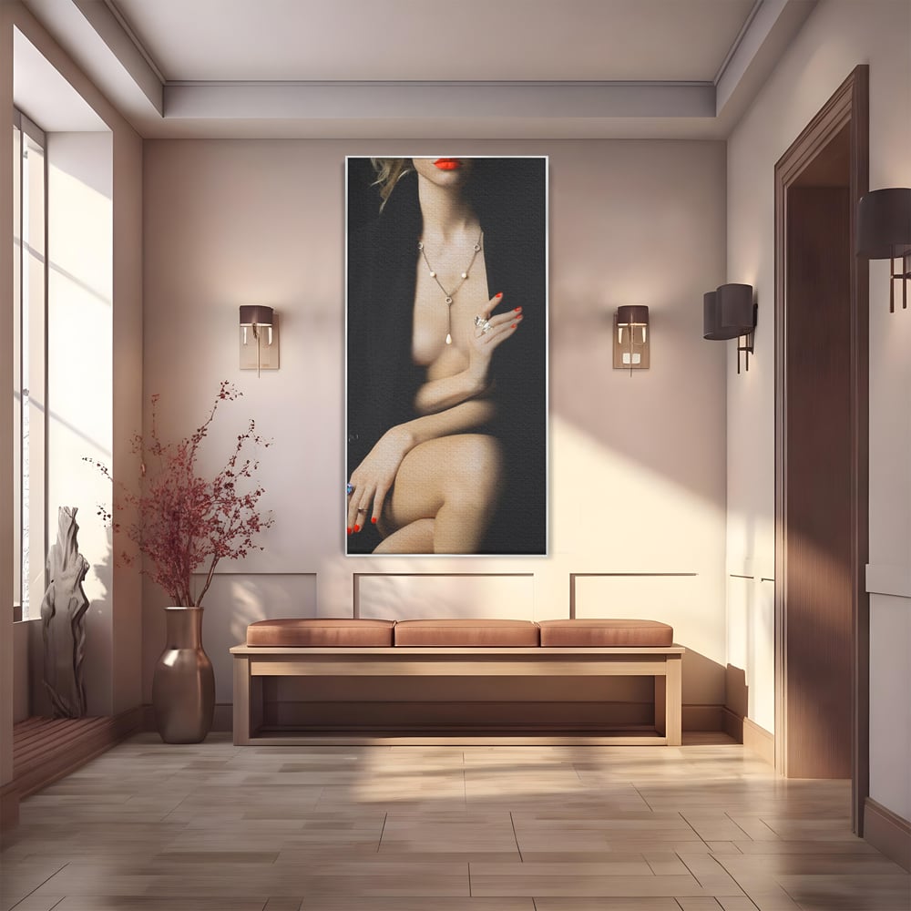 Tablou canvas cu tablou canvas cu portret artistic de femeie, in rama de aluminiu argintiu
