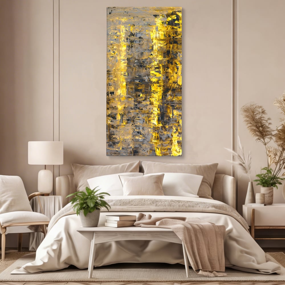Tablou canvas cu pictura abstracta cu dungi aurii, fara rama, pe sasiu de lemn, pe perete intr-un dormitor