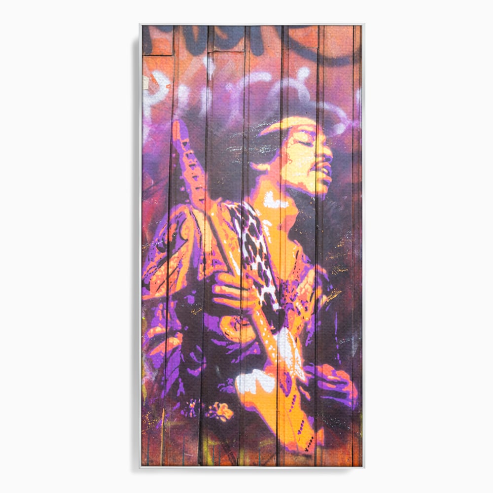Tablou canvas cu tablou canvas cu jimi hendrix cantand la chitara, in rama de aluminiu argintiu