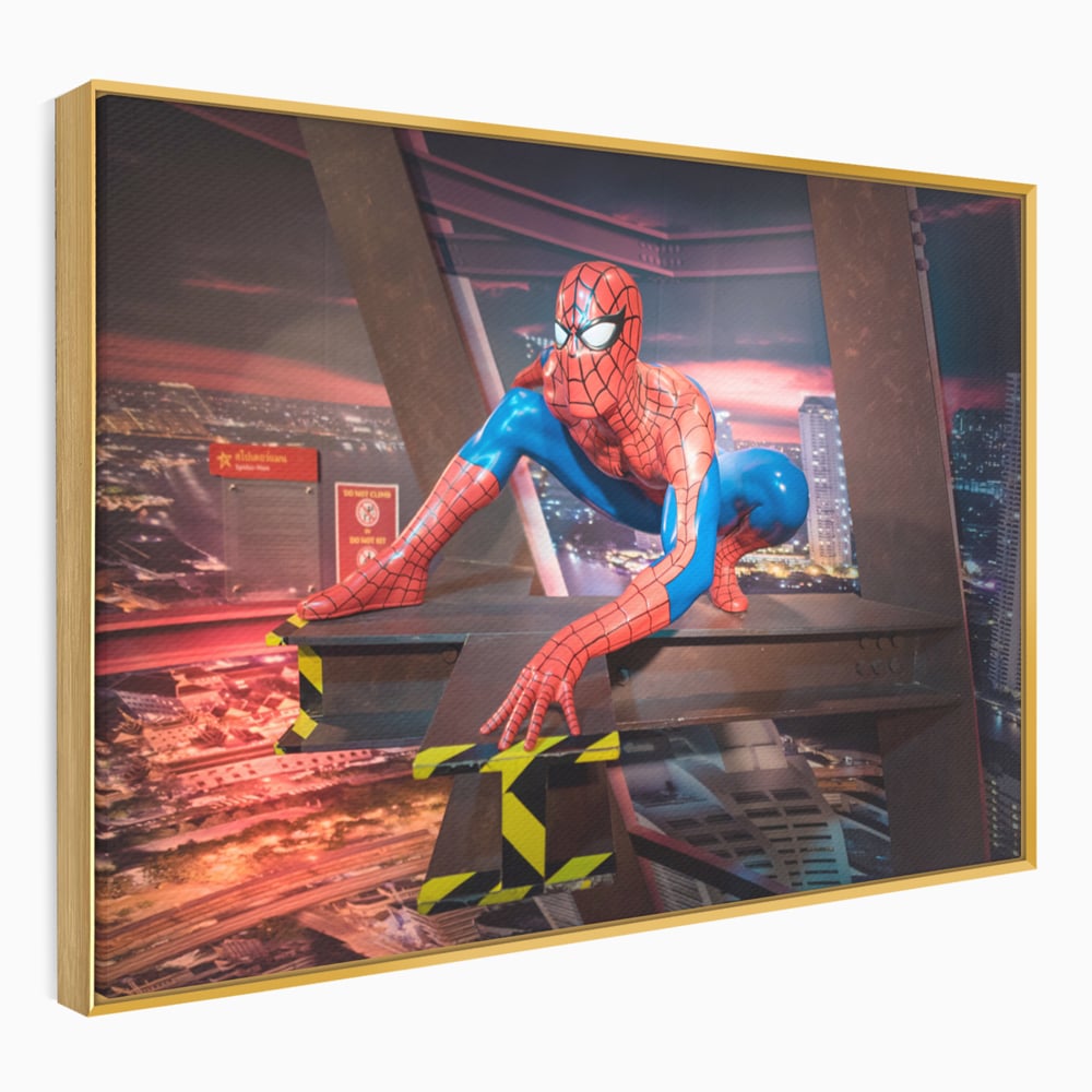 Tablou canvas cu tablou canvas cu figurina spider man, in rama de aluminiu auriu