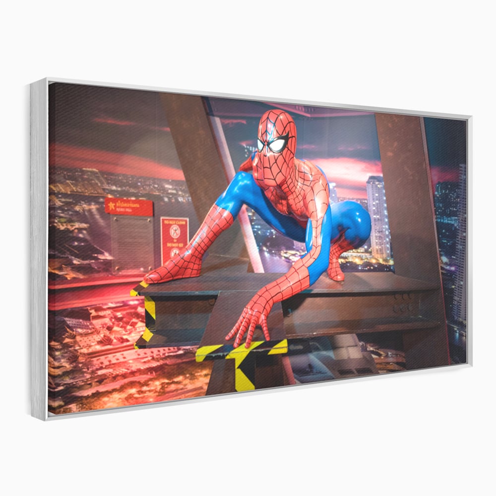 Tablou canvas cu tablou canvas cu figurina spider man, in rama de aluminiu argintiu