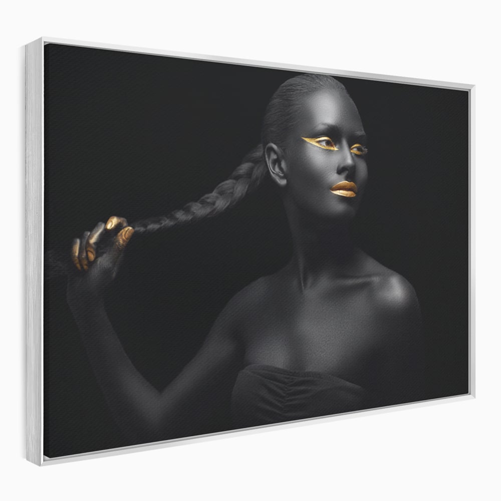 Tablou canvas cu tablou canvas cu femeie vopsita in negru si auriu, in rama de aluminiu argintiu