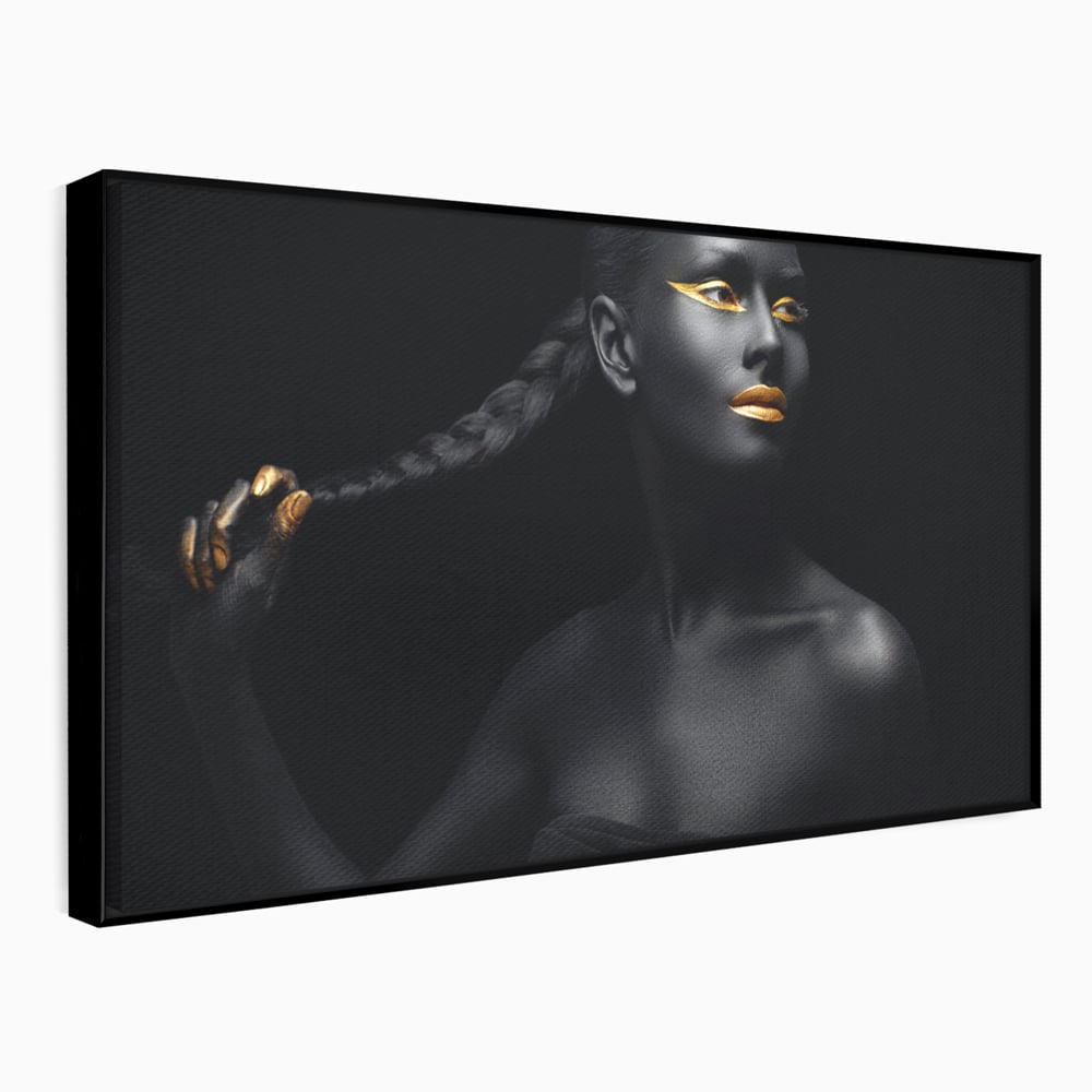 Tablou canvas cu tablou canvas cu femeie vopsita in negru si auriu, in rama de aluminiu negru