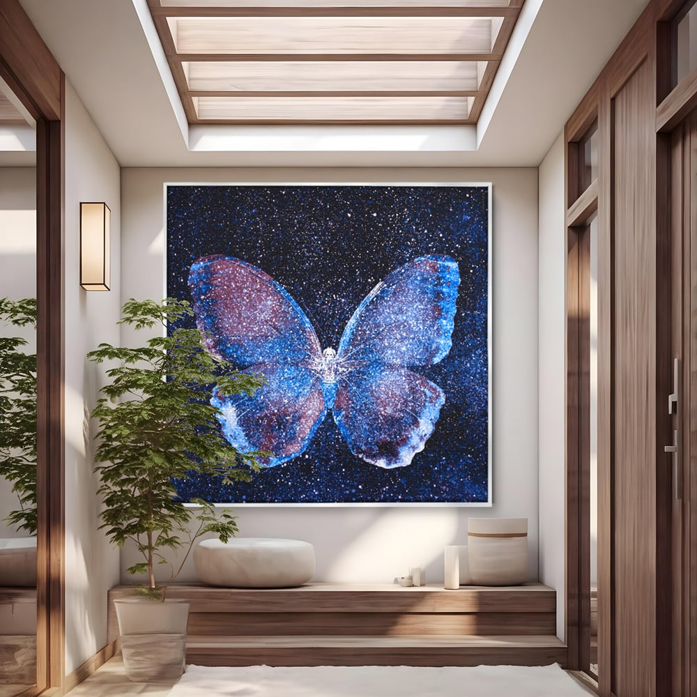 Tablou canvas cu tablou canvas cu fluture cosmic si stele, in rama de aluminiu argintiu