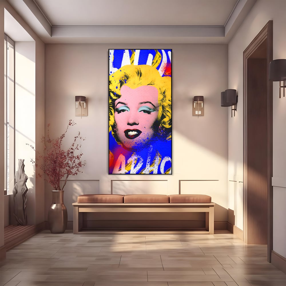 Tablou canvas cu tablou canvas cu portretul stilizat al lui marilyn monroe, in rama de aluminiu negru