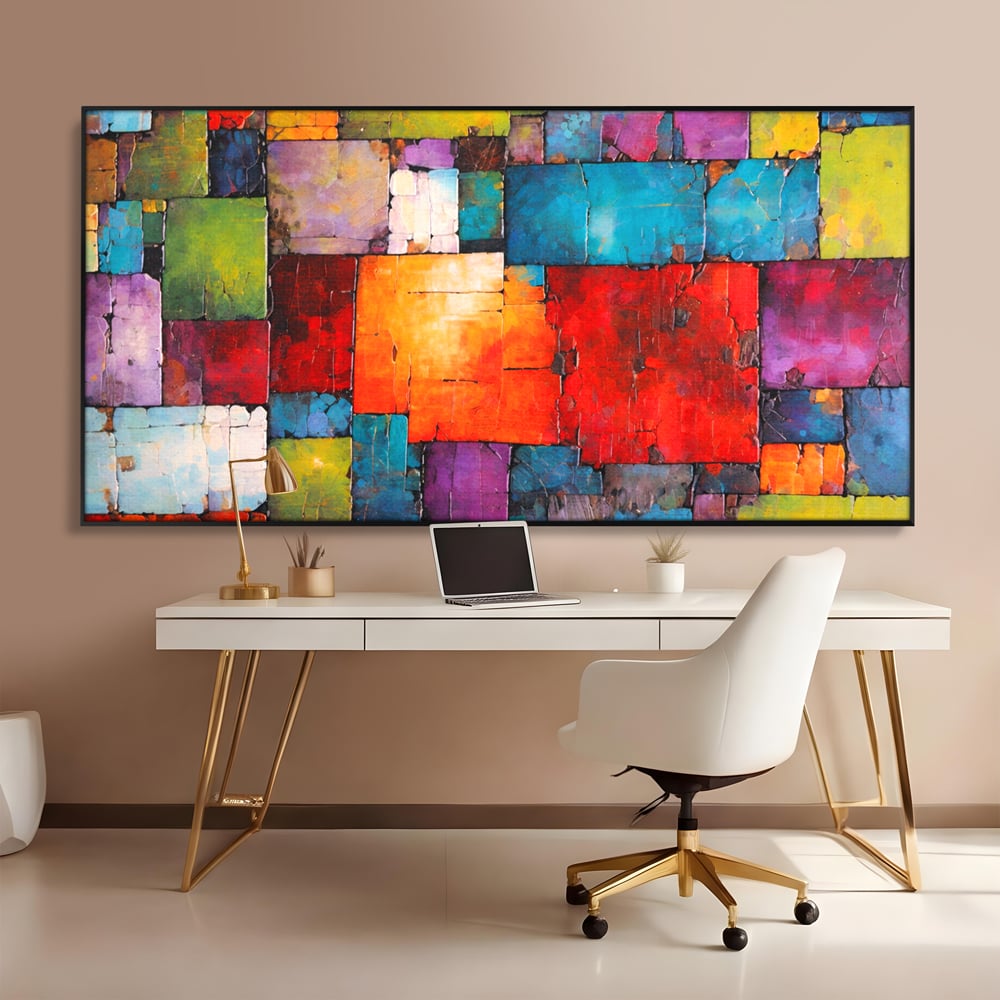 Tablou canvas cu tablou canvas cu mozaic geometric colorat, in rama de aluminiu negru, pe perete intr-un birou