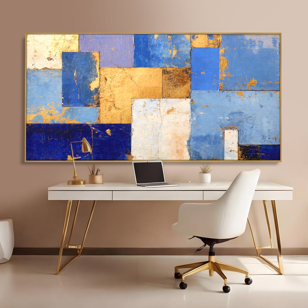 Tablou canvas cu pictura abstracta cu dreptunghiuri geometrice, in rama de aluminiu auriu, pe perete intr-un birou