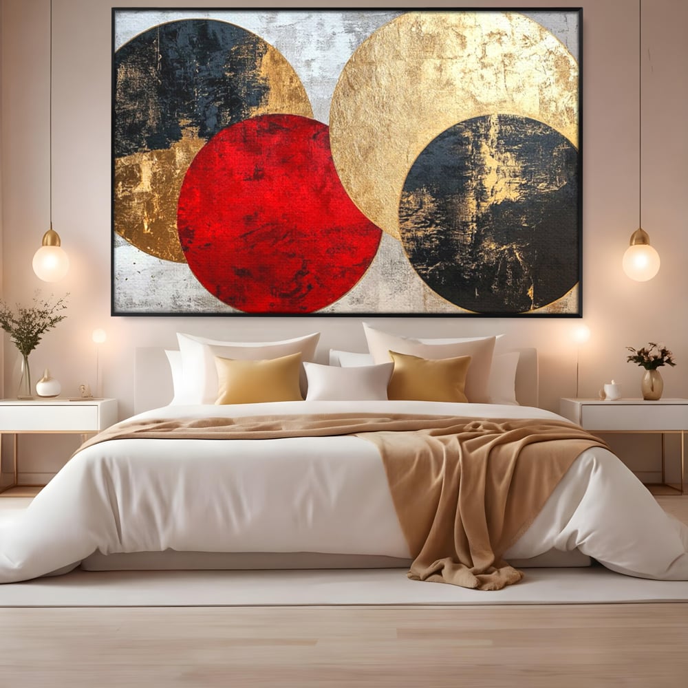 Tablou canvas cu tablou canvas cu cercuri abstracte, in rama de aluminiu negru, pe perete intr-un dormitor