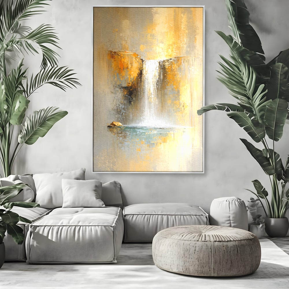 Tablou canvas cu pictura abstracta cu cascada aurie, in rama de aluminiu argintiu, pe perete intr-un living