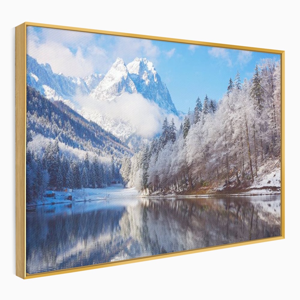 Tablou canvas cu tablou canvas cu peisaj montan iarna, in rama de aluminiu auriu