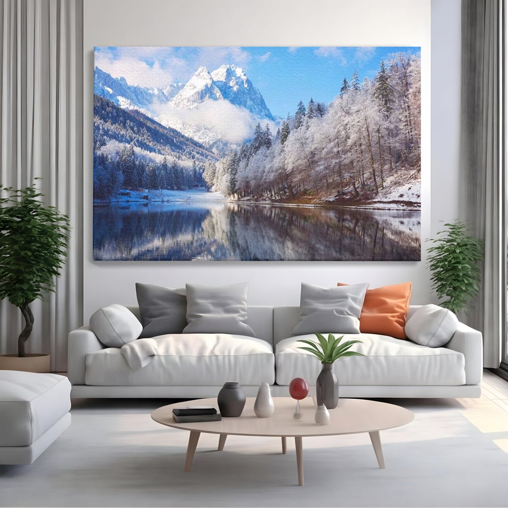 Tablou canvas cu tablou canvas cu peisaj montan iarna, fara rama, pe sasiu de lemn, pe perete intr-un living