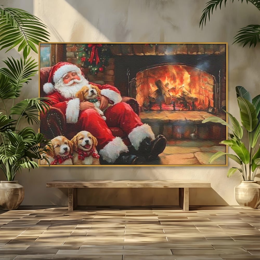 Tablou canvas cu mos craciun dormind cu catei langa semineu, in rama de aluminiu auriu