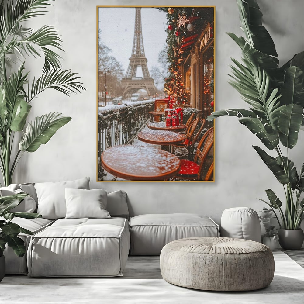 Tablou canvas cu tablou canvas cu turnul eiffel iarna, in rama de aluminiu auriu, pe perete intr-un living