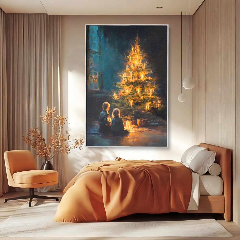 Tablou canvas cu pictura copii brad de craciun, in rama de aluminiu argintiu, pe perete intr-un dormitor