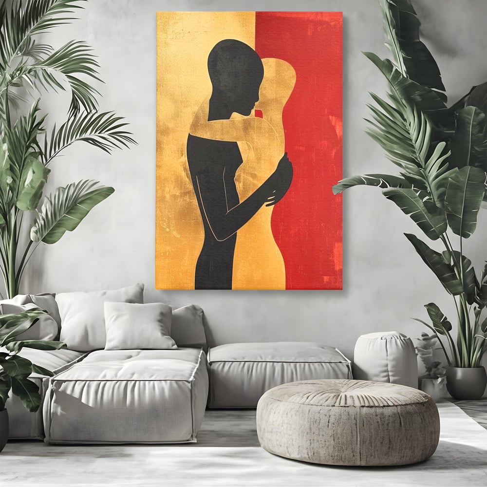 Tablou canvas cu tablou canvas cu siluete in imbratisare, fara rama, pe sasiu de lemn, pe perete intr-un living