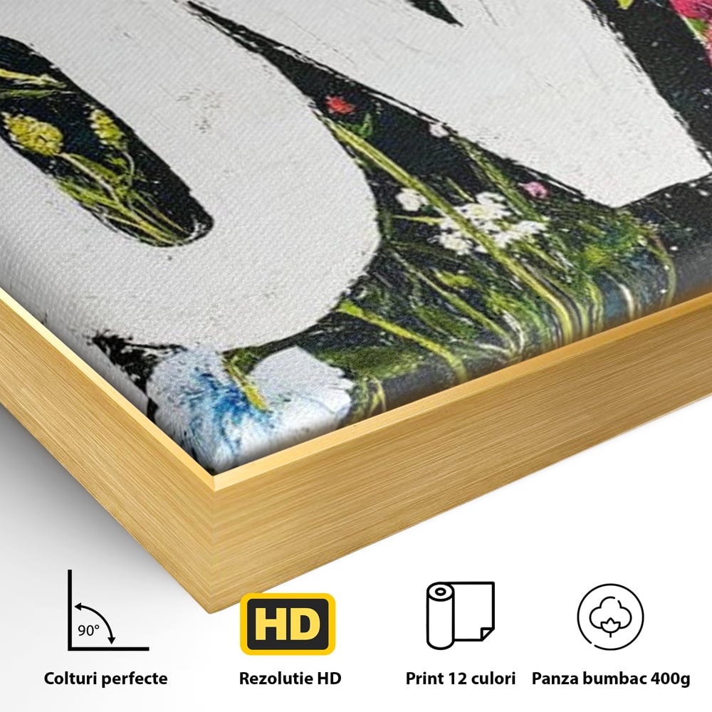 Detaliu al suprafetei: tablou canvas cu flori si cuvantul love, in rama de aluminiu auriu