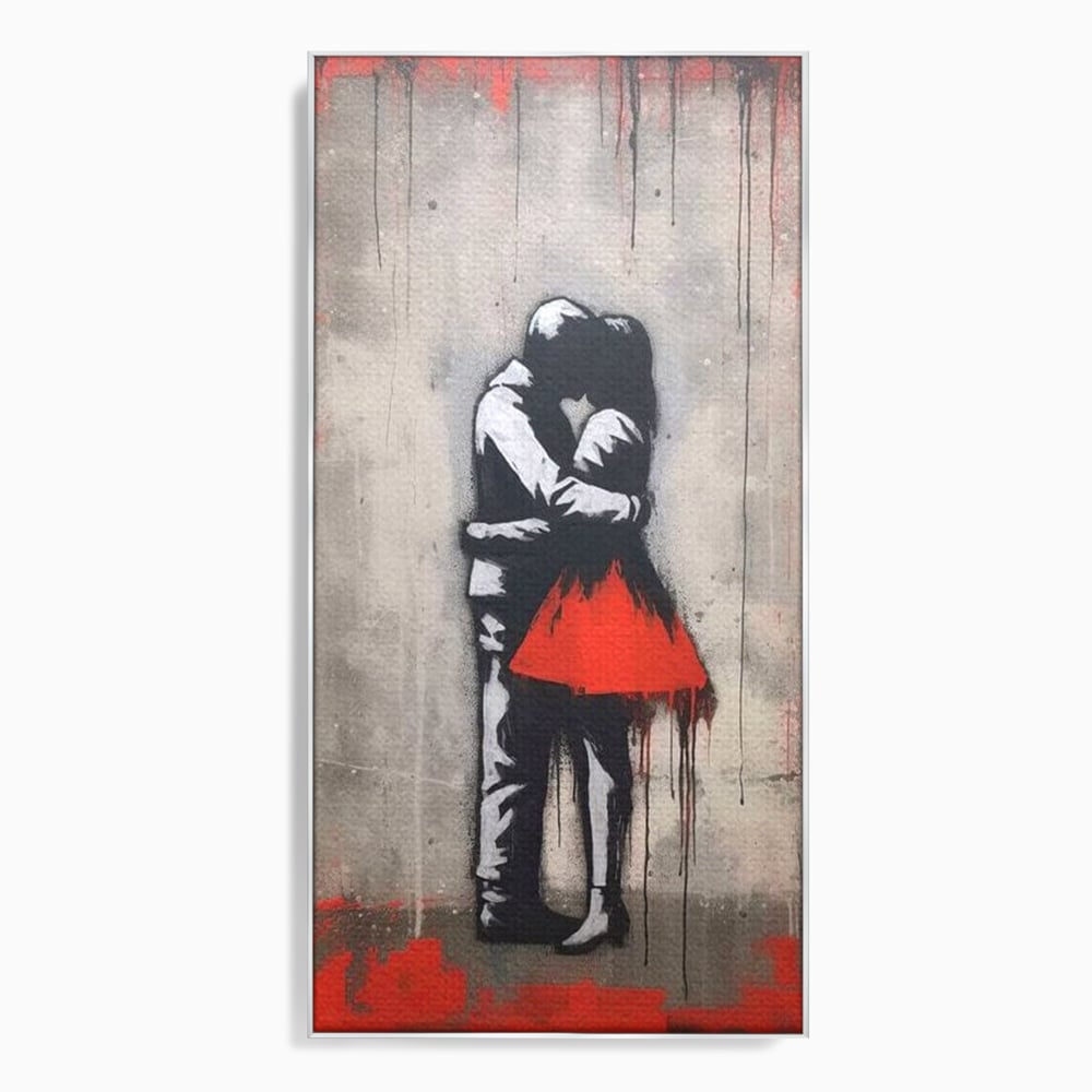 Tablou canvas cu tablou canvas cu doi indragostiti imbratisati, in rama de aluminiu argintiu