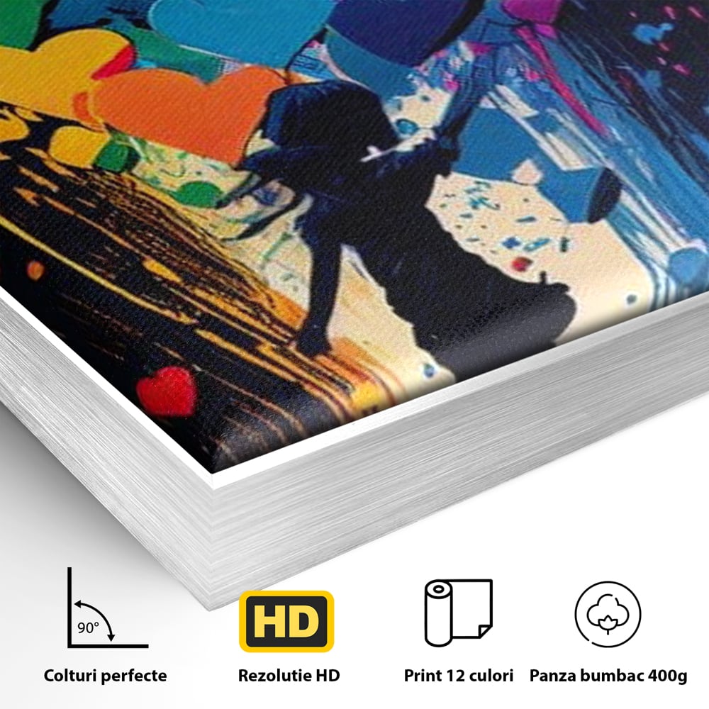 Detaliu al suprafetei: tablou canvas cu silueta si inimi colorate, in rama de aluminiu argintiu
