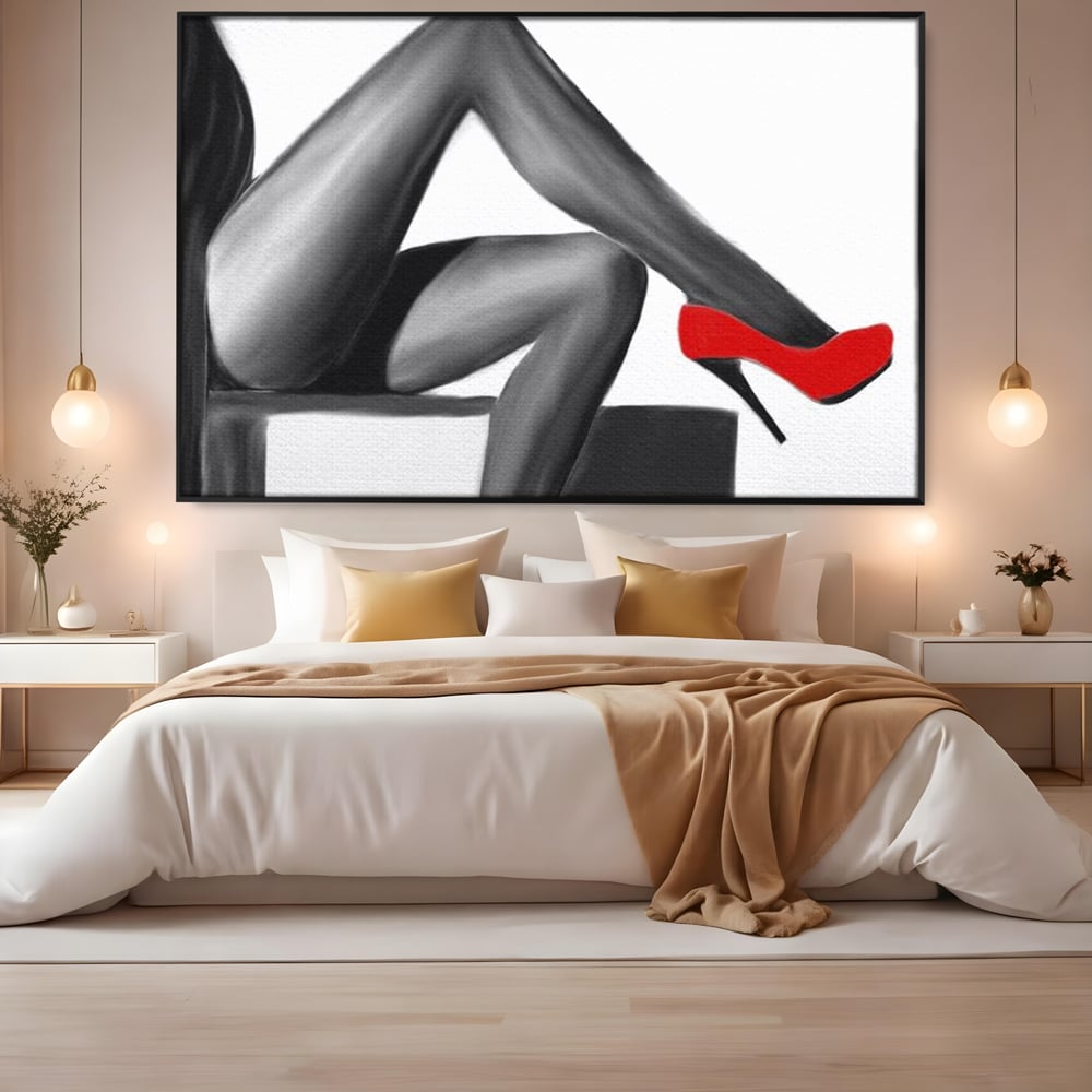 Tablou canvas cu illustratie alb negru cu picioare si pantof rosu, in rama de aluminiu negru, pe perete intr-un dormitor