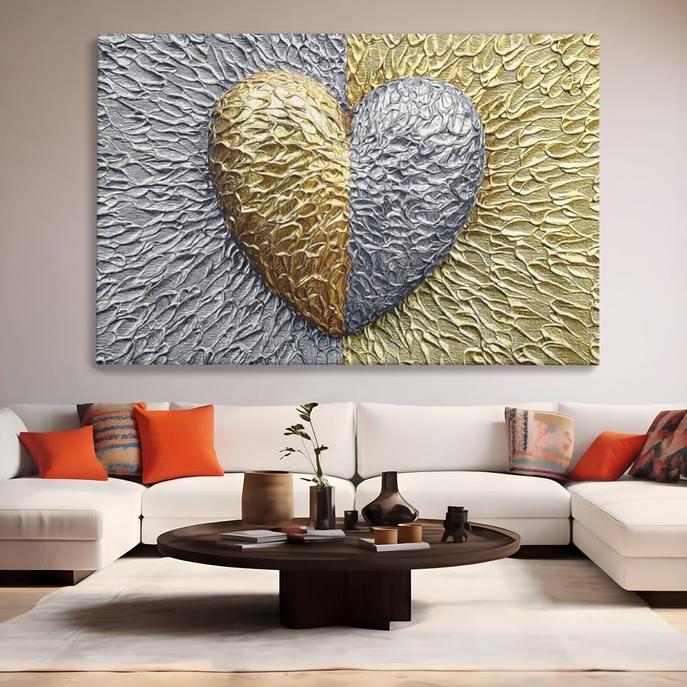 Tablou canvas cu tablou abstract cu inima aurie si argintie, fara rama, pe sasiu de lemn, pe perete intr-un living