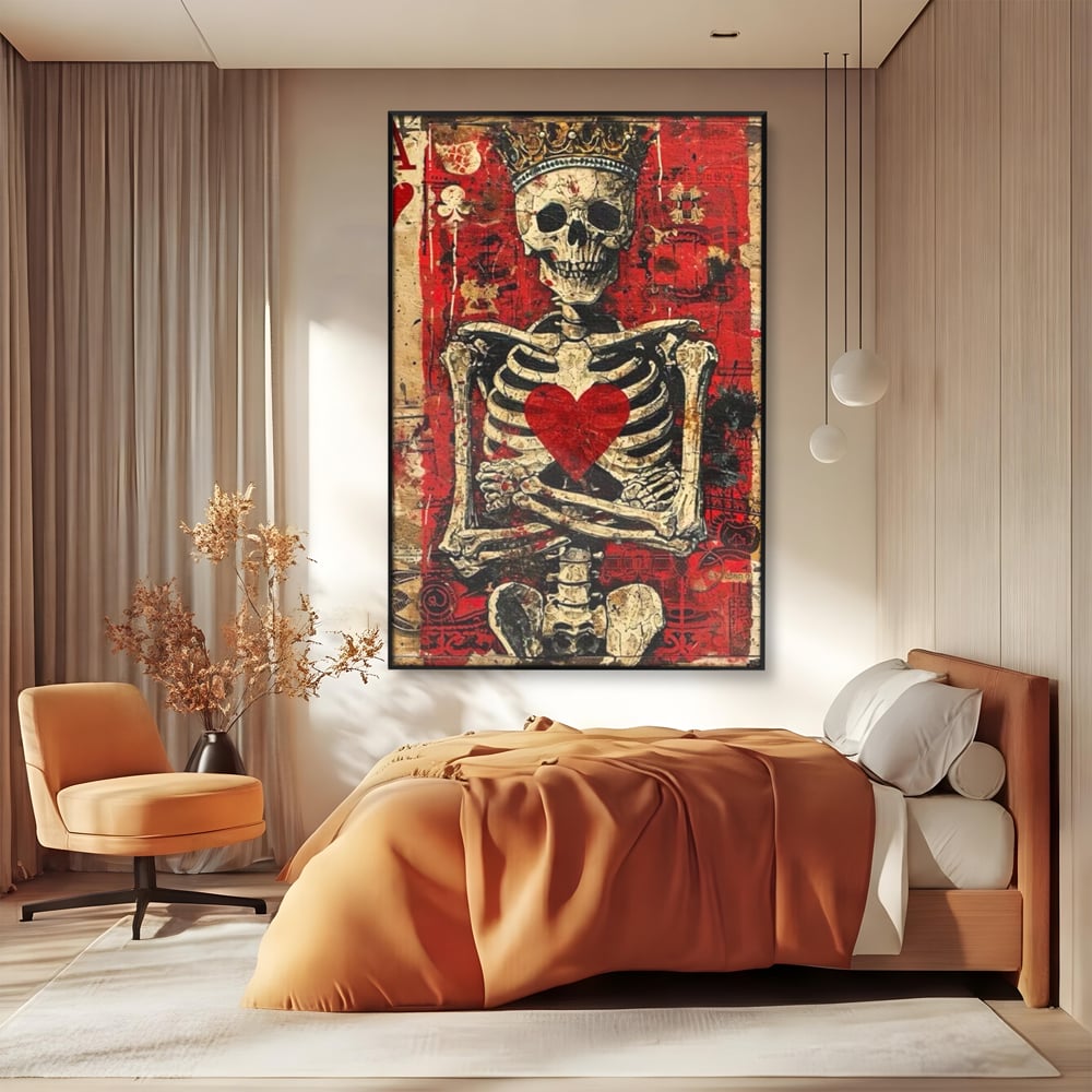 Tablou canvas cu tablou canvas cu schelet purtand coroana, in rama de aluminiu negru, pe perete intr-un dormitor