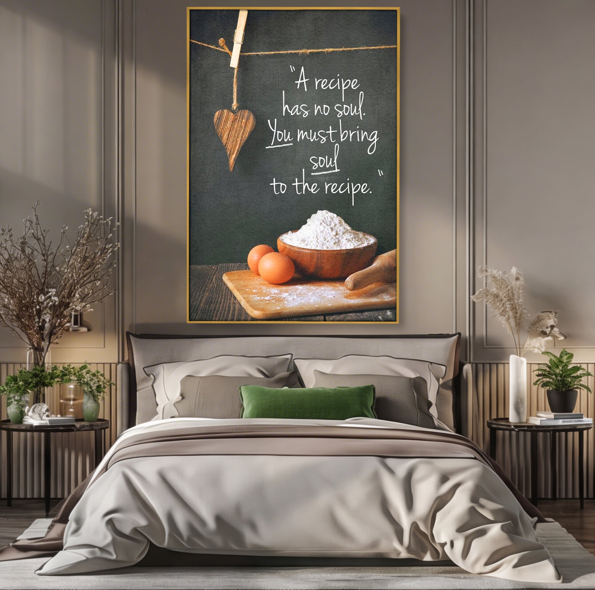 Tablou canvas cu tablou canvas cu reteta si faina, in rama de aluminiu auriu, pe perete intr-un dormitor