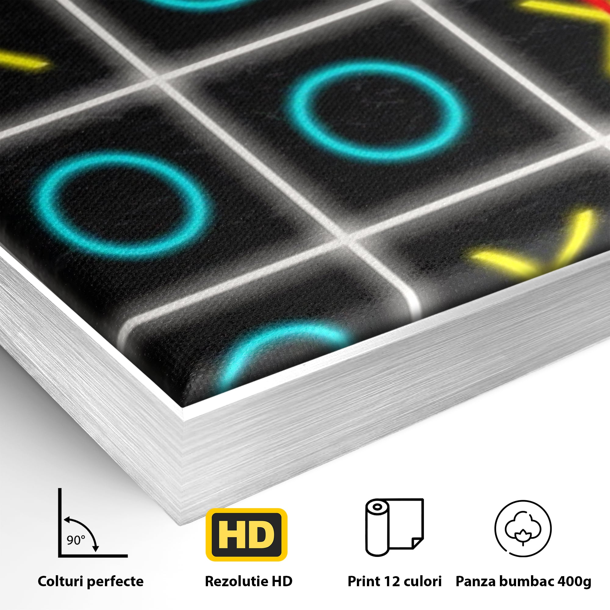 Detaliu al suprafetei: tablou canvas cu joc de tictactoe si text, in rama de aluminiu argintiu