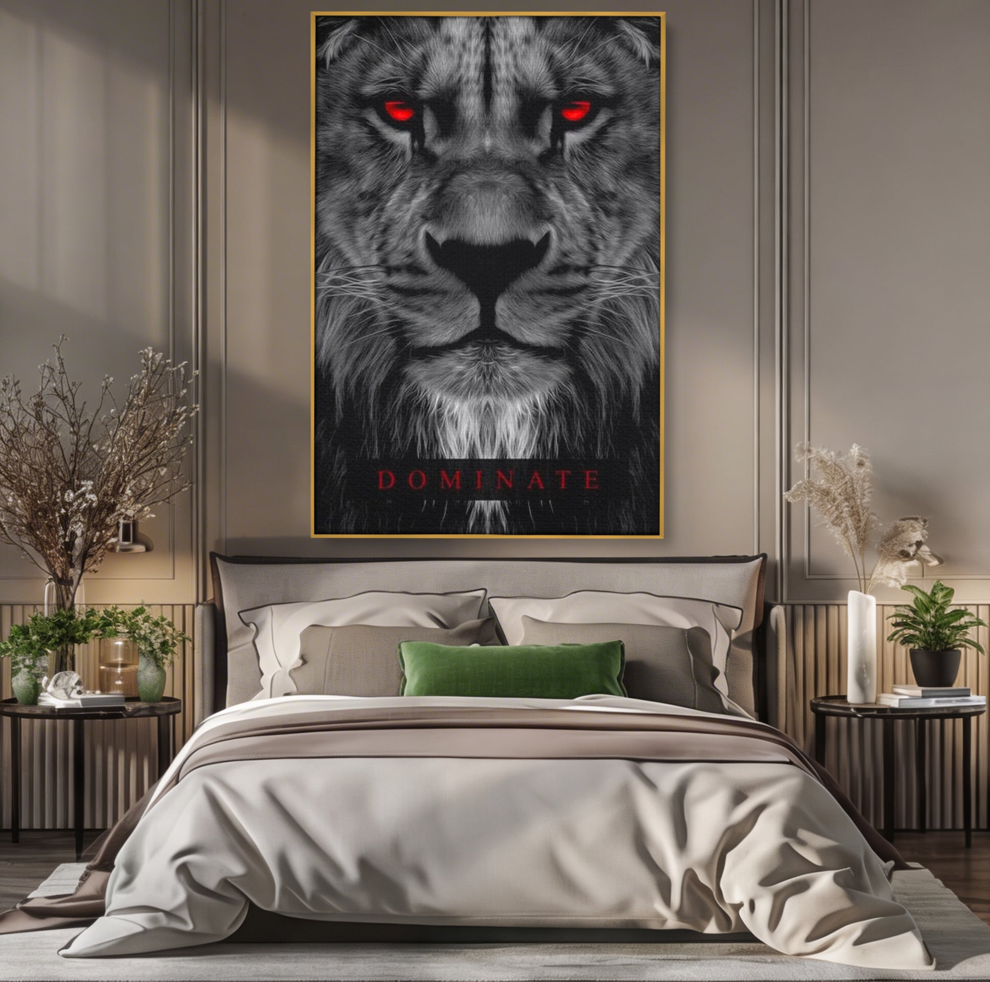 Tablou canvas cu tablou canvas cu leu alb-negru, in rama de aluminiu auriu, pe perete intr-un dormitor