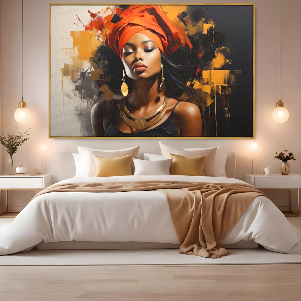 Tablou canvas cu tablou canvas cu femeie si turban, in rama de aluminiu auriu, pe perete intr-un dormitor