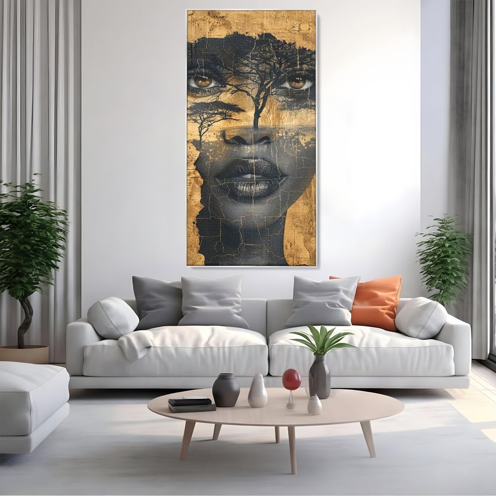 Tablou canvas cu tablou canvas cu chip de femeie si copaci, in rama de aluminiu argintiu, pe perete intr-un living