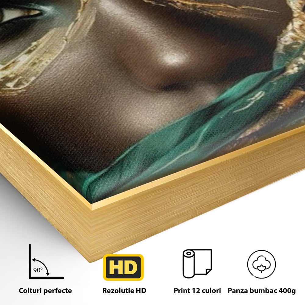Detaliu al suprafetei: portret artistic cu ochi caprui si tesatura verde, in rama de aluminiu auriu