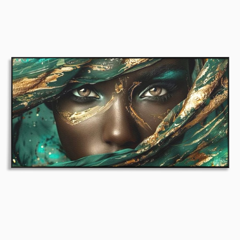 Tablou canvas cu portret artistic cu ochi caprui si tesatura verde, in rama de aluminiu negru