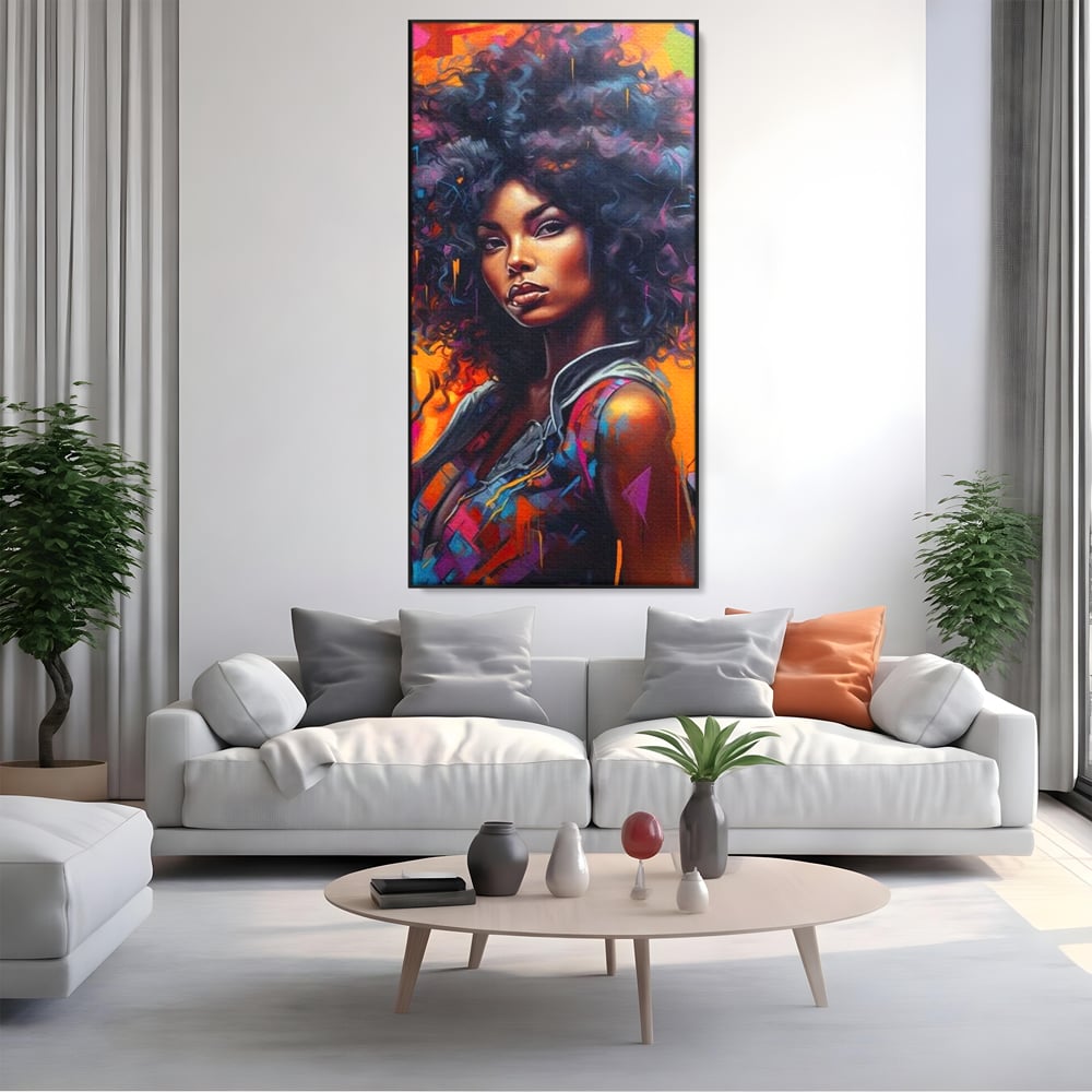 Tablou canvas cu tablou canvas cu portret urban afro, in rama de aluminiu negru, pe perete intr-un living