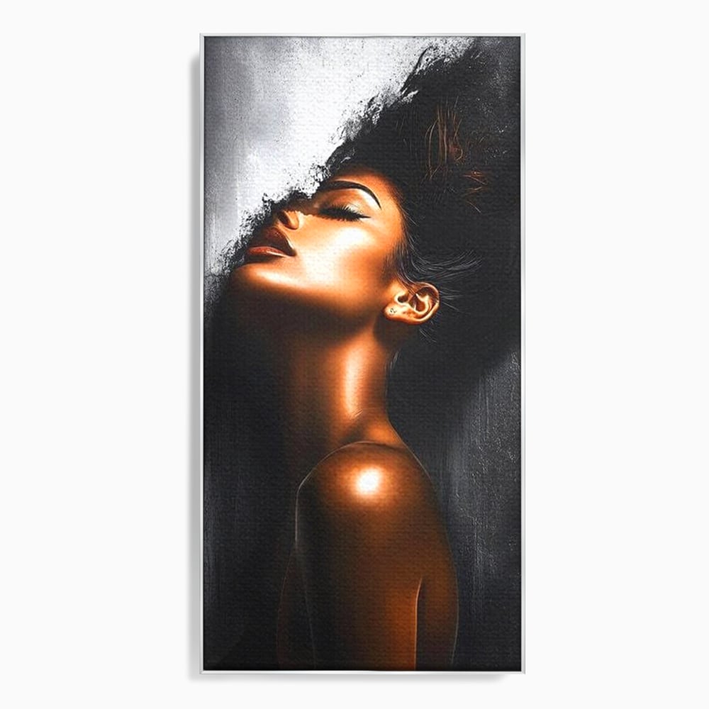 Tablou canvas cu tablou canvas cu portretul unei femei, in rama de aluminiu argintiu