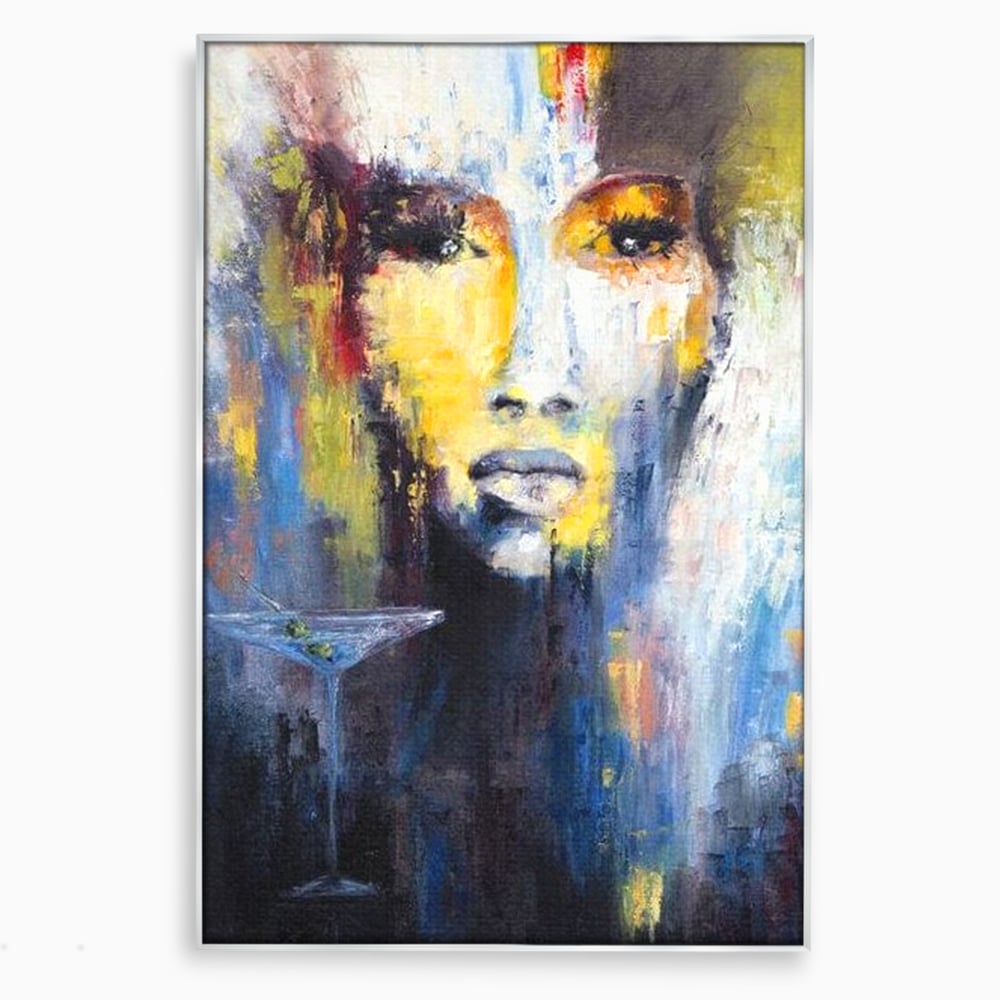 Tablou canvas cu tablou canvas cu femeie si pahar de martini, in rama de aluminiu argintiu