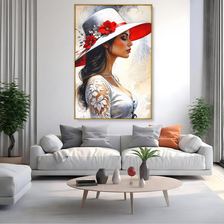 Tablou canvas cu tablou canvas cu profil de doamna, in rama de aluminiu auriu, pe perete intr-un living