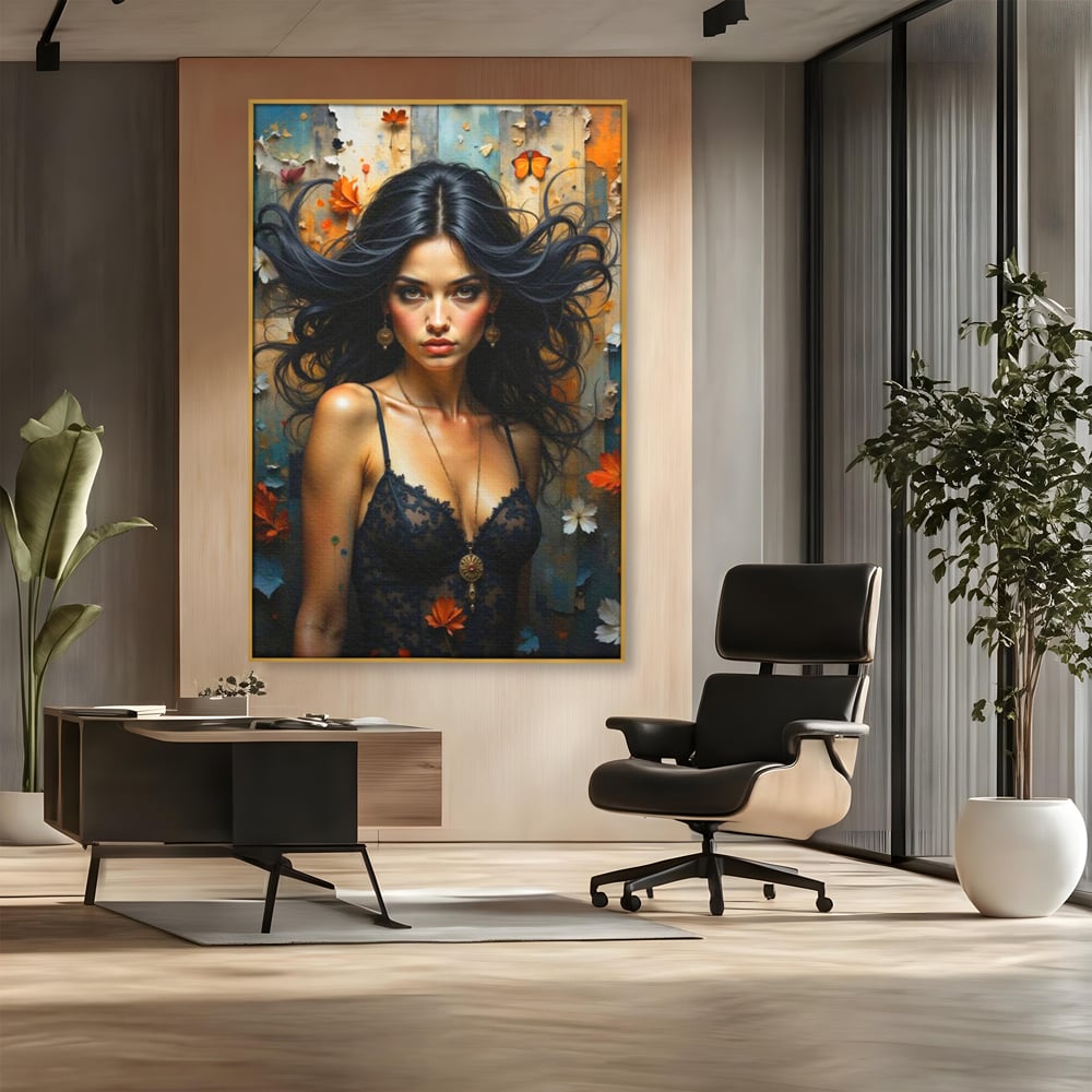 Tablou canvas cu tablou canvas cu portret de femeie par negru fluturi si frunze, in rama de aluminiu auriu, pe perete intr-un birou