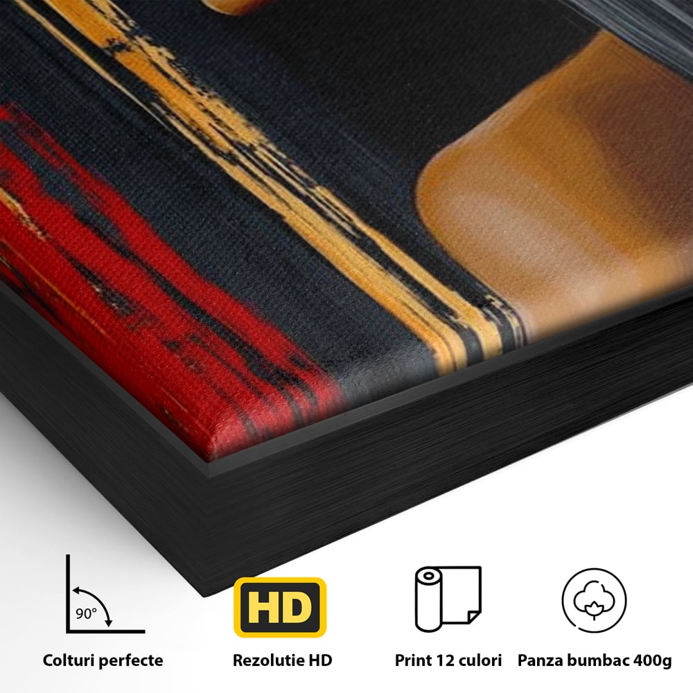 Detaliu al suprafetei: tablou canvas cu ilustratia unei femei, in rama de aluminiu negru